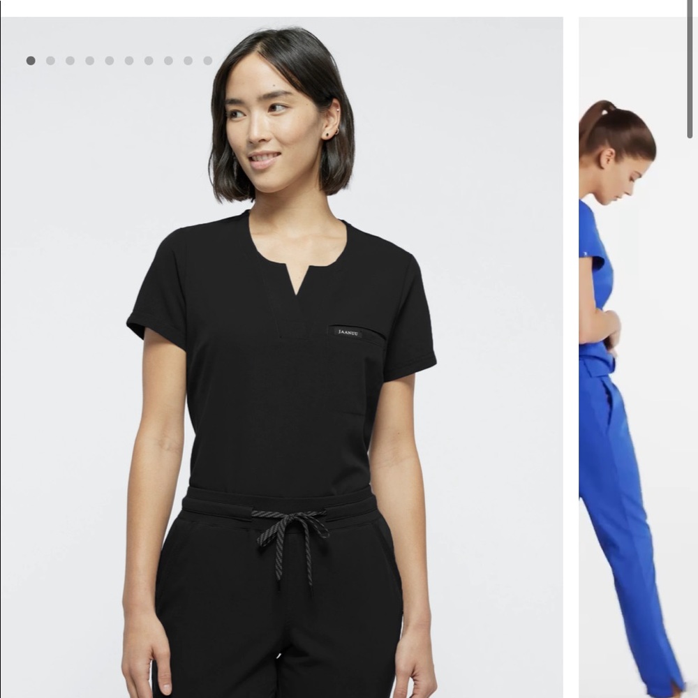 Black Jaanuu scrub top